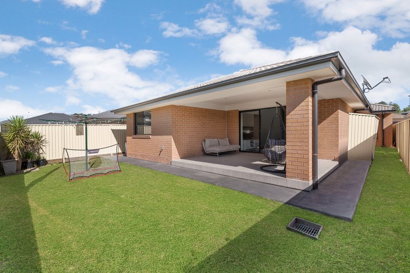 Photo - 6 Gropler Ave , Middleton Grange NSW 2171 - Image 12