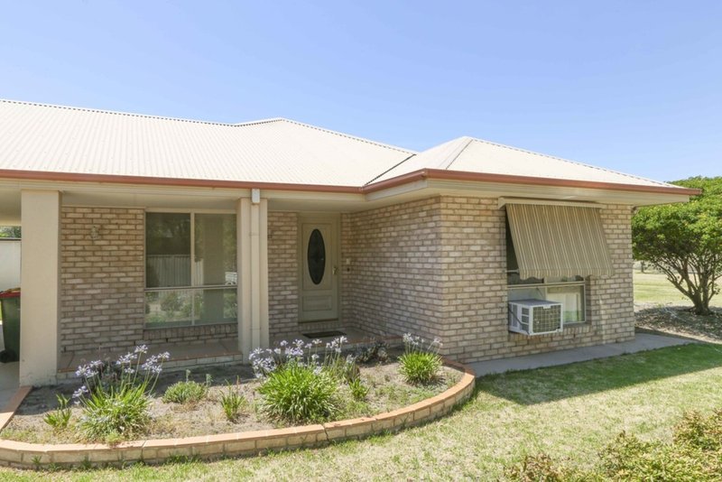 Photo - 6 Guild Place, Leeton NSW 2705 - Image 25