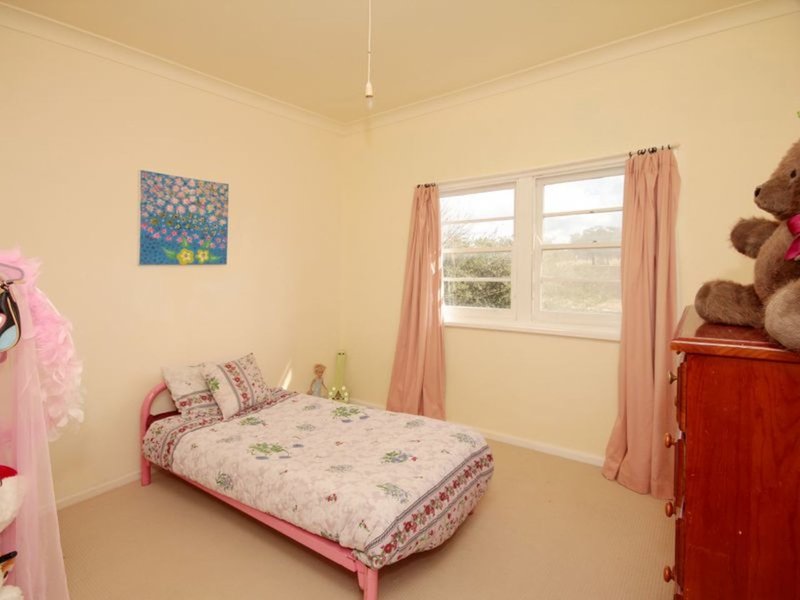 Photo - 6 Gumly Road, Wagga Wagga NSW 2650 - Image 8