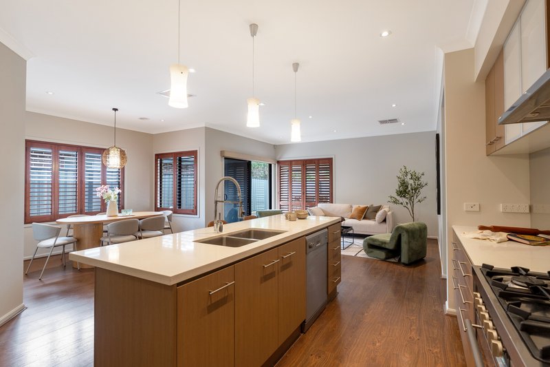 Photo - 6 Habitat Drive, Craigieburn VIC 3064 - Image 3