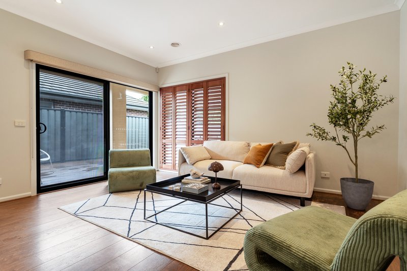 Photo - 6 Habitat Drive, Craigieburn VIC 3064 - Image 15