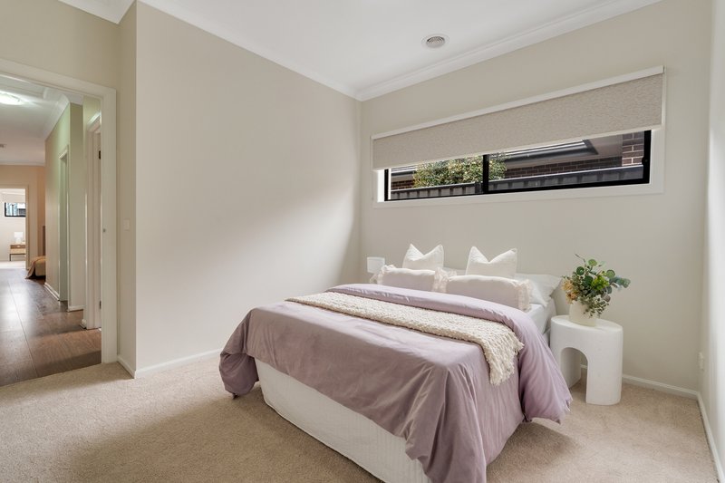 Photo - 6 Habitat Drive, Craigieburn VIC 3064 - Image 24