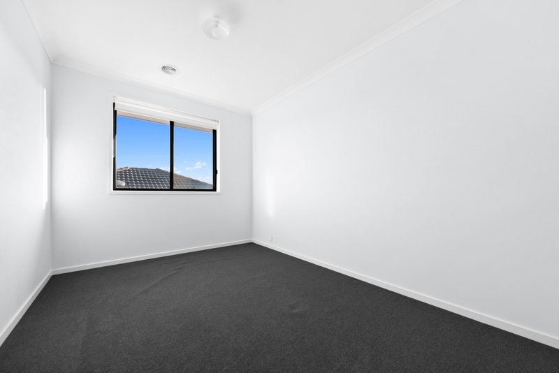 Photo - 6 Hackney Way, Kalkallo VIC 3064 - Image 15