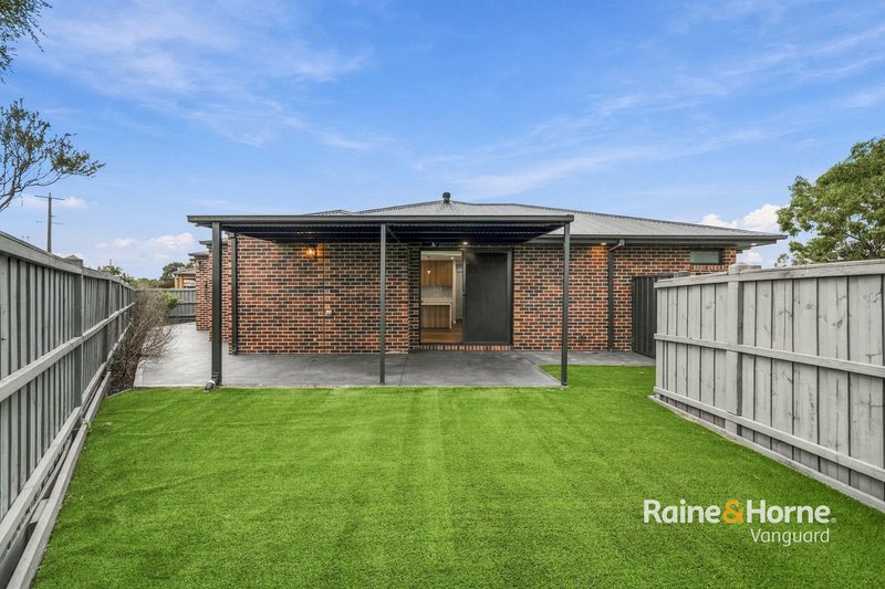 Photo - 6 Haddin Place, Doreen VIC 3754 - Image 11