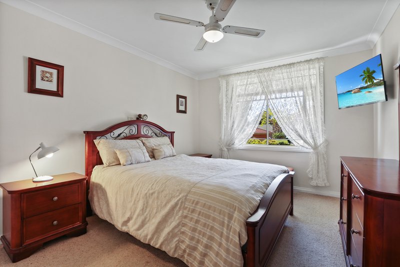 Photo - 6 Hallam Close, Kanahooka NSW 2530 - Image 7