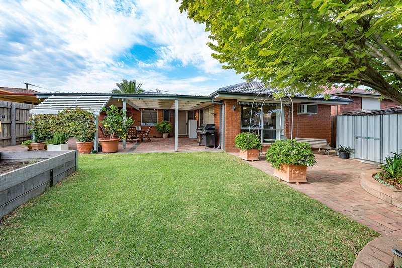 Photo - 6 Halter Crescent, Epping VIC 3076 - Image 11