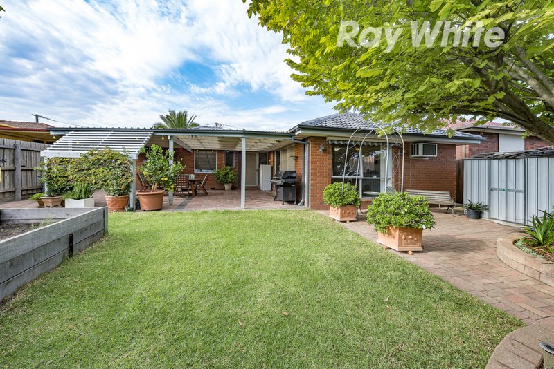 Photo - 6 Halter Crescent, Epping VIC 3076 - Image 11