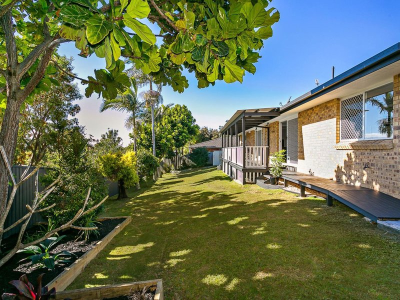 Photo - 6 Hampshire Close, Highland Park QLD 4211 - Image 20