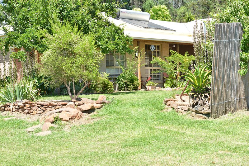 6 Hannahs Lane, Coonabarabran NSW 2357