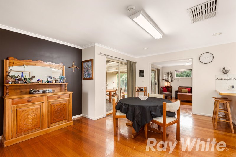 Photo - 6 Harbinger Court, Wheelers Hill VIC 3150 - Image 5