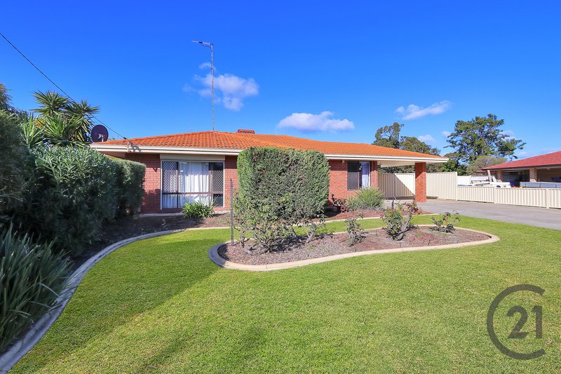 Photo - 6 Harbord Avenue, Coodanup WA 6210 - Image 2