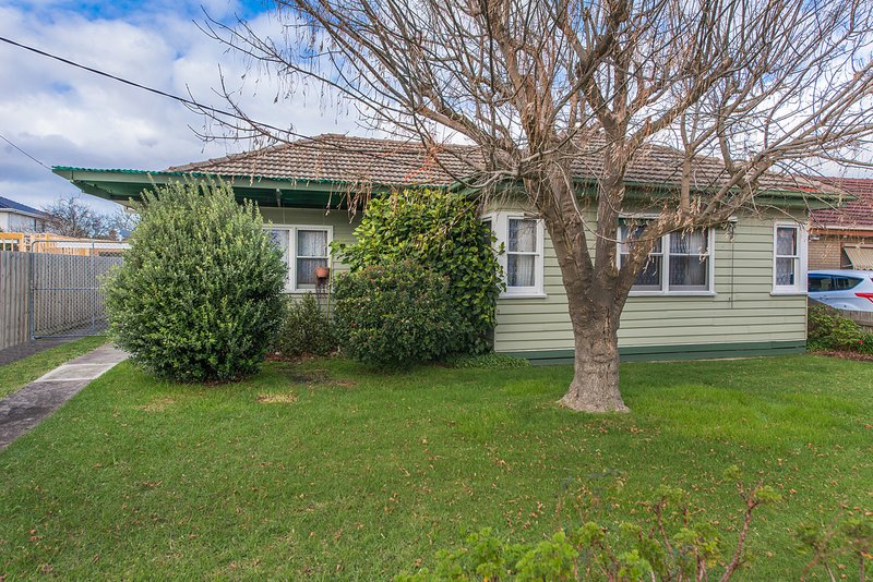 6 Harlington Street, Clayton VIC 3168