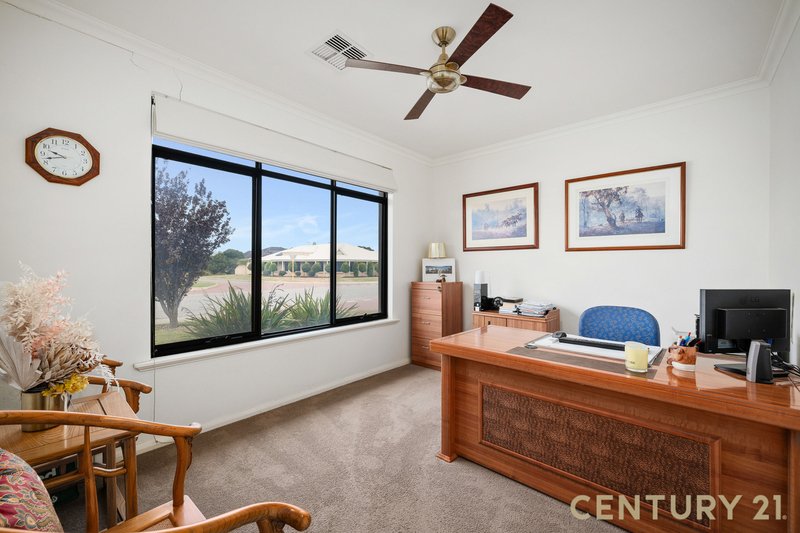 Photo - 6 Harmony Avenue, Atwell WA 6164 - Image 14