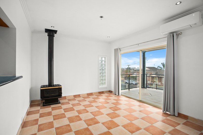 Photo - 6 Harold Street, Coniston NSW 2500 - Image 2