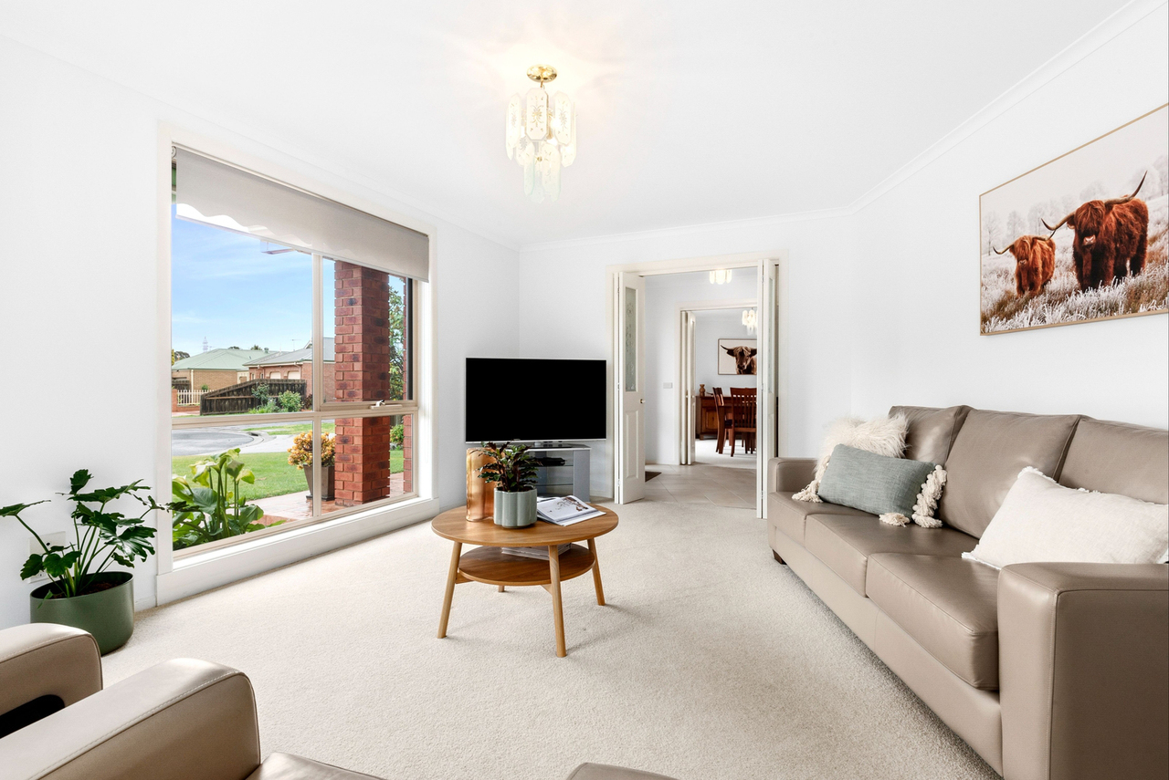 5-bedroom house at 6 Harris Court, Bell Post Hill, VIC 3215, , Victoria