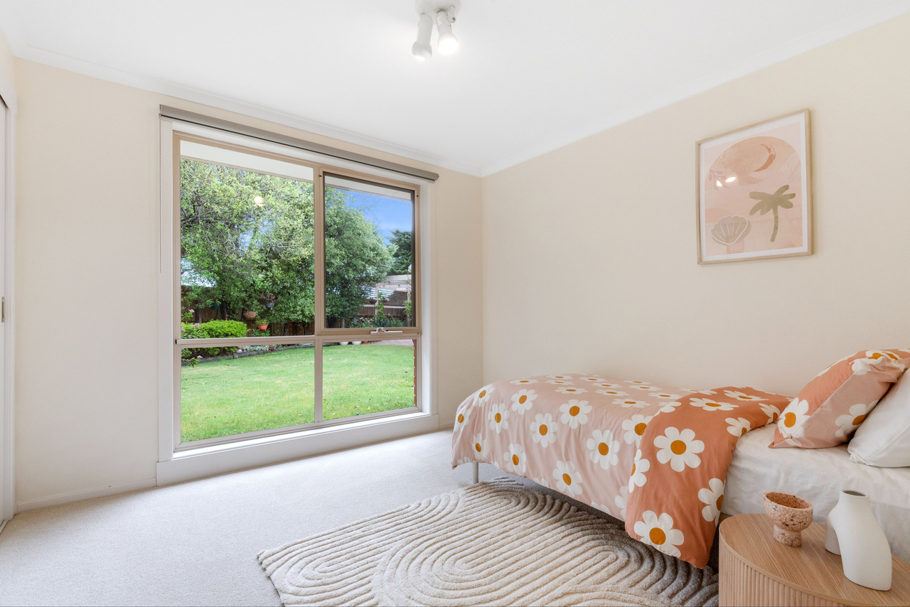 5-bedroom house at 6 Harris Court, Bell Post Hill, VIC 3215, , Victoria