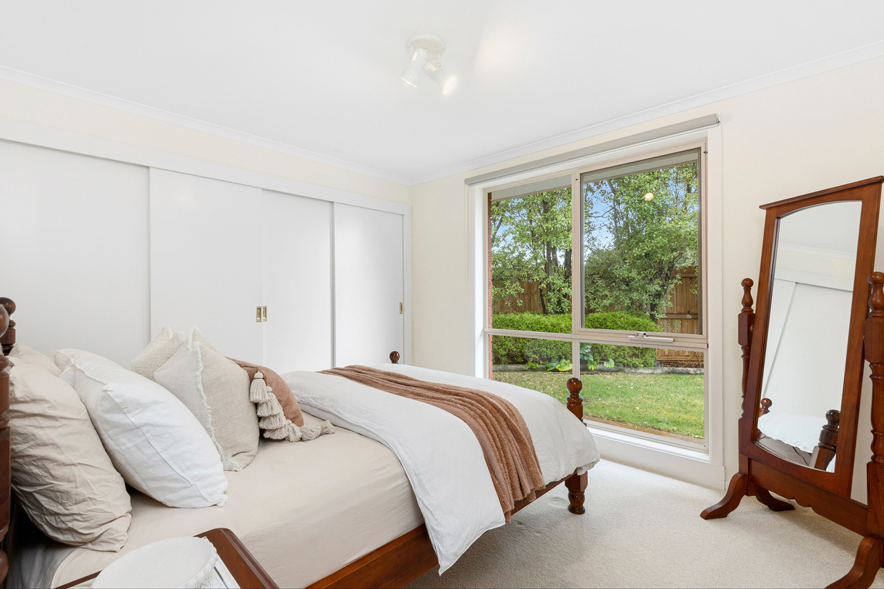 5-bedroom house at 6 Harris Court, Bell Post Hill, VIC 3215, , Victoria