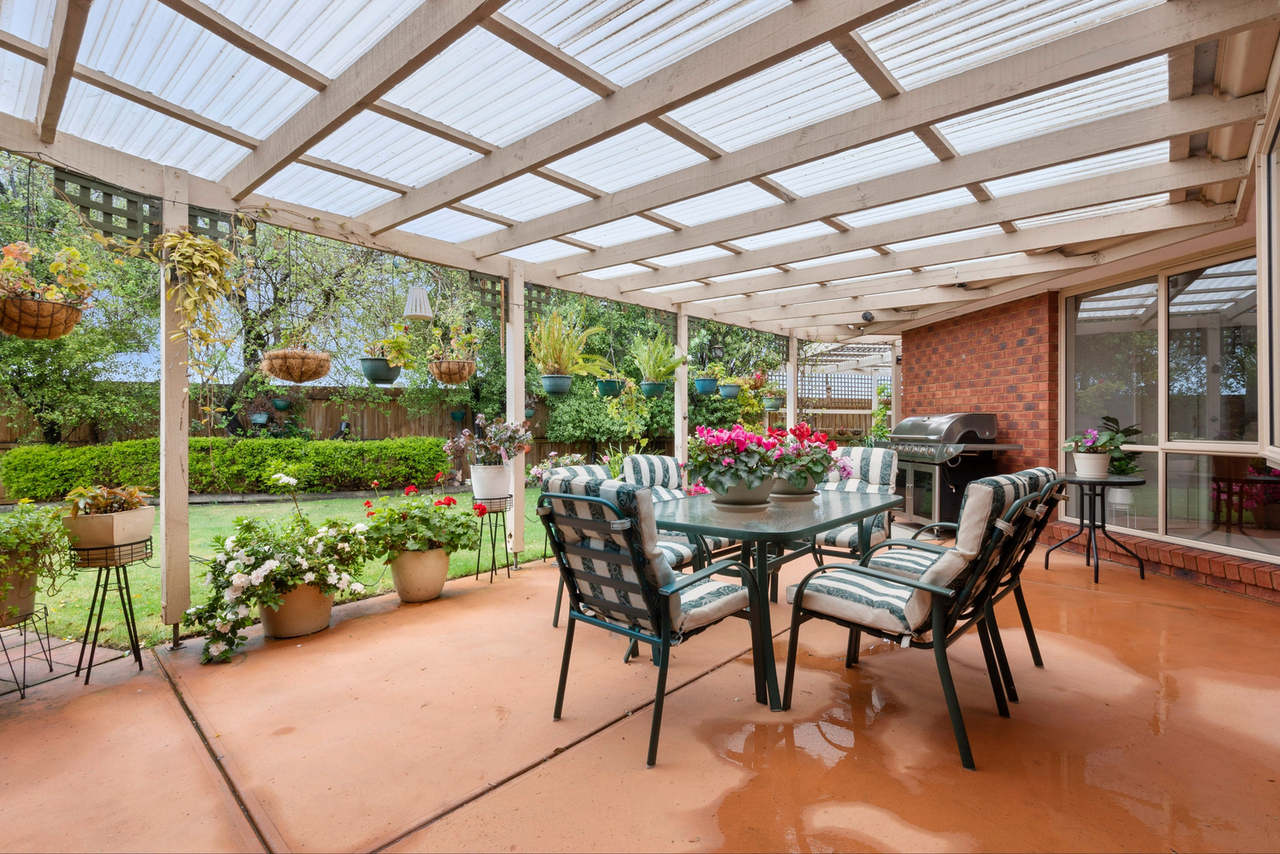 5-bedroom house at 6 Harris Court, Bell Post Hill, VIC 3215, , Victoria