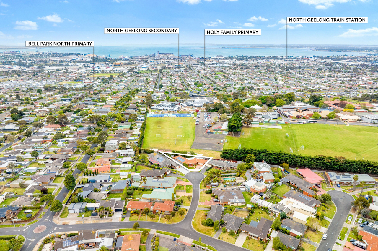 5-bedroom house at 6 Harris Court, Bell Post Hill, VIC 3215, , Victoria