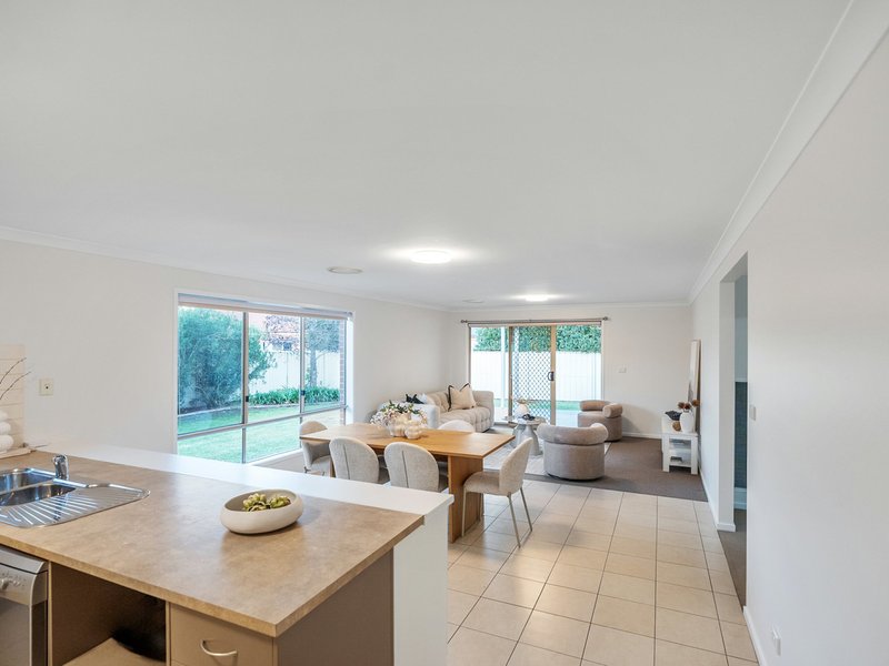 Photo - 6 Harrison Place, Griffith NSW 2680 - Image 6