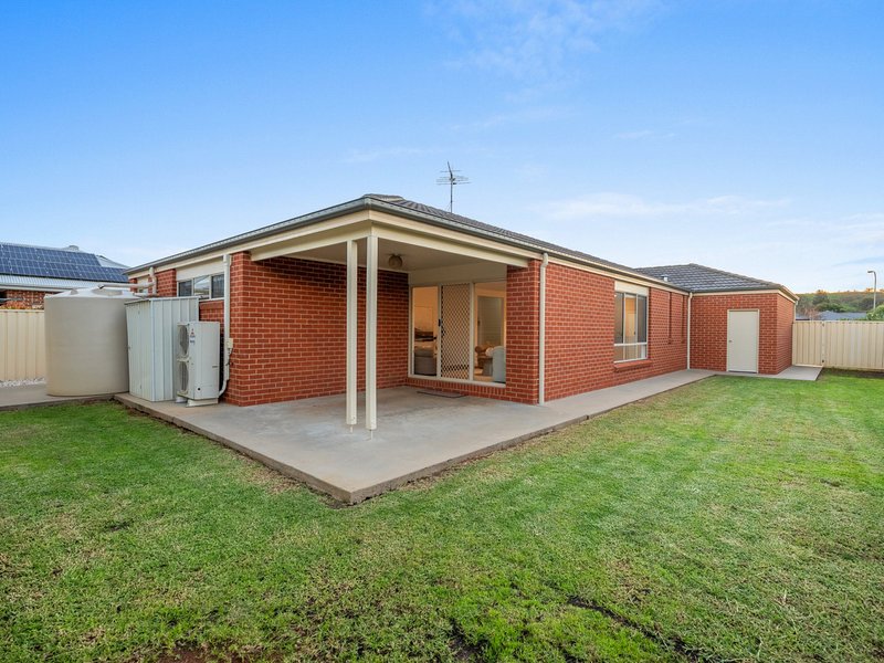 Photo - 6 Harrison Place, Griffith NSW 2680 - Image 12