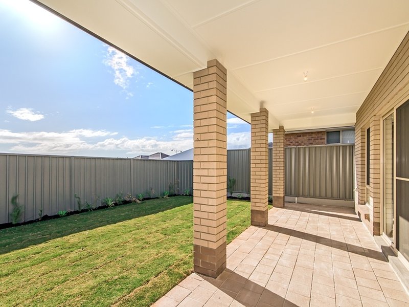 Photo - 6 Harrison Street, Seaford Heights SA 5169 - Image 11