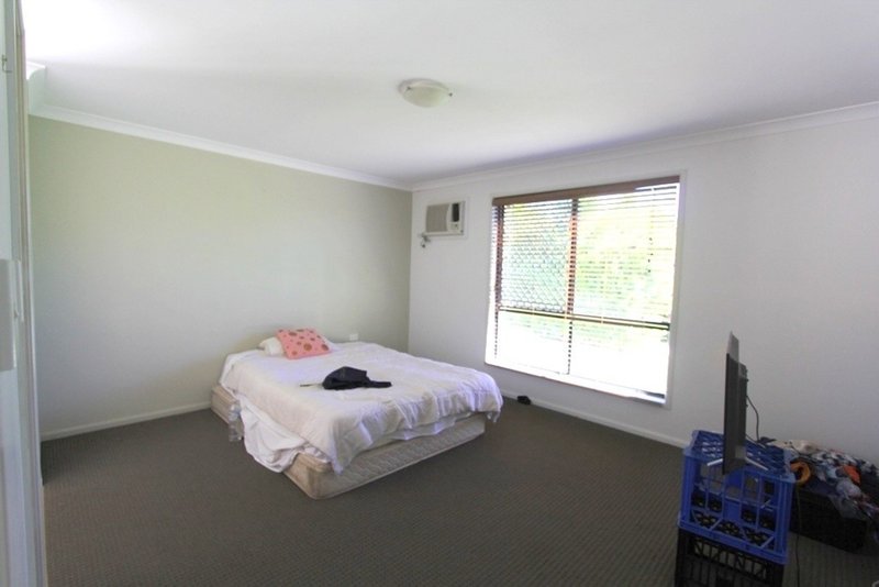 Photo - 6 Haswell Court, Emerald QLD 4720 - Image 8