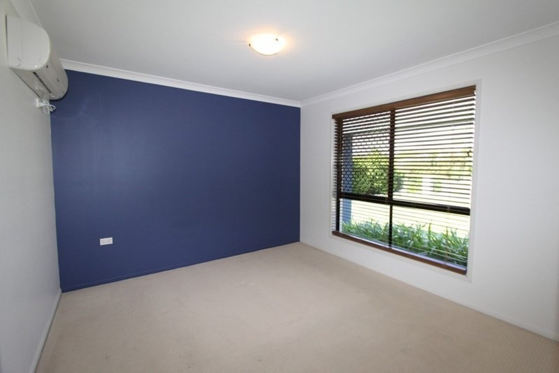 Photo - 6 Haswell Court, Emerald QLD 4720 - Image 10