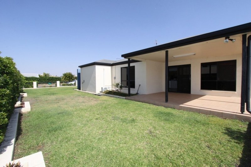 Photo - 6 Haswell Court, Emerald QLD 4720 - Image 16