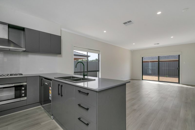 Photo - 6 Hatcher Road, Munno Para Downs SA 5115 - Image 9
