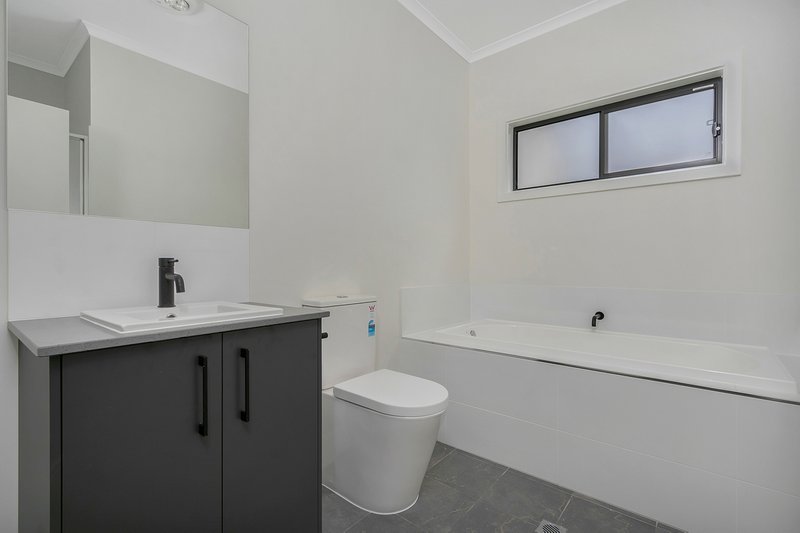 Photo - 6 Hatcher Road, Munno Para Downs SA 5115 - Image 10