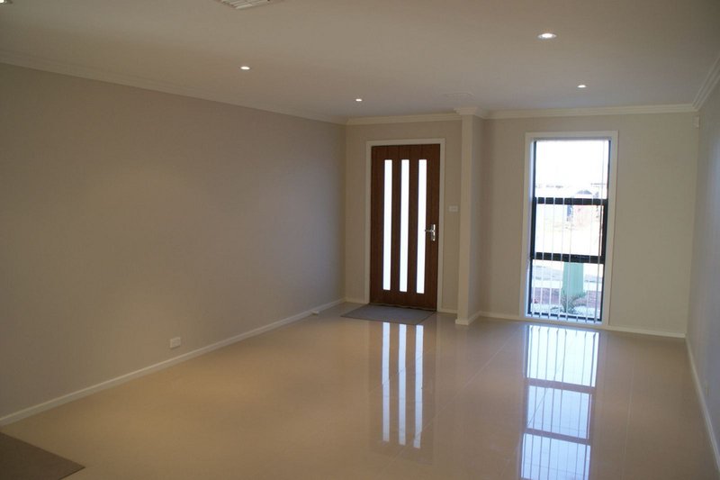 Photo - 6 Haven Street, Harrison ACT 2914 - Image 5
