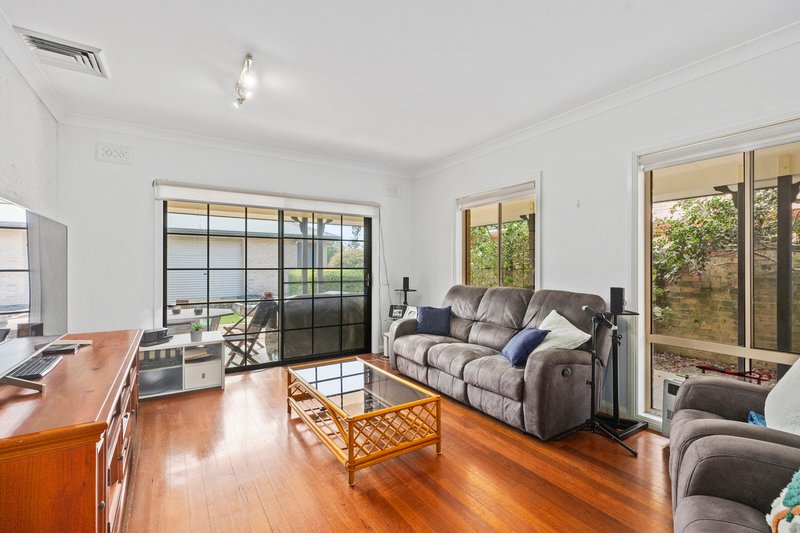 Photo - 6 Havenview Road, Terrigal NSW 2260 - Image 3