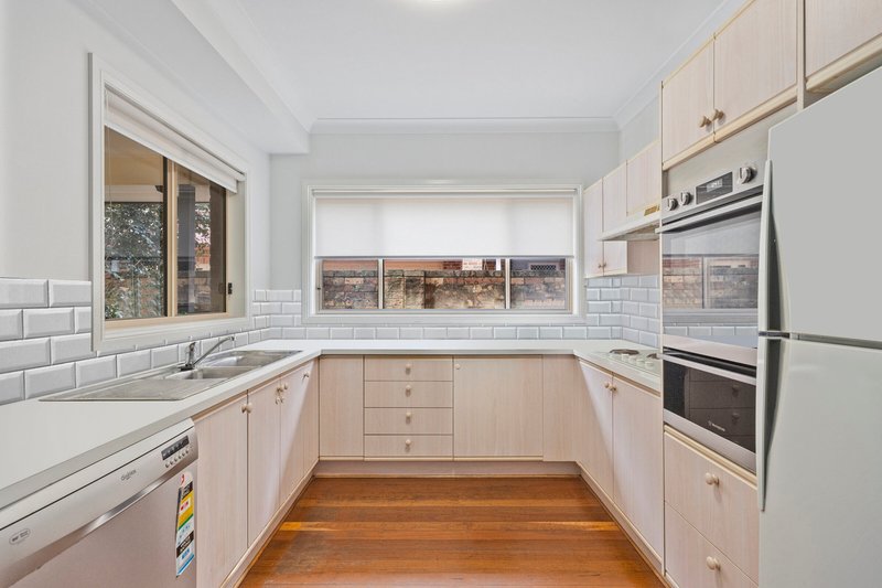 Photo - 6 Havenview Road, Terrigal NSW 2260 - Image 4