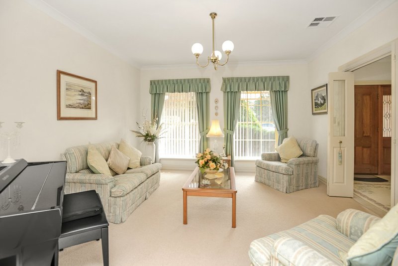 Photo - 6 Hay Court, Victor Harbor SA 5211 - Image 3