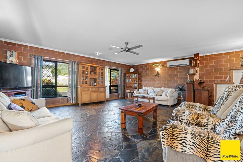 Photo - 6 Hay Street, Mount Sheridan QLD 4868 - Image 2