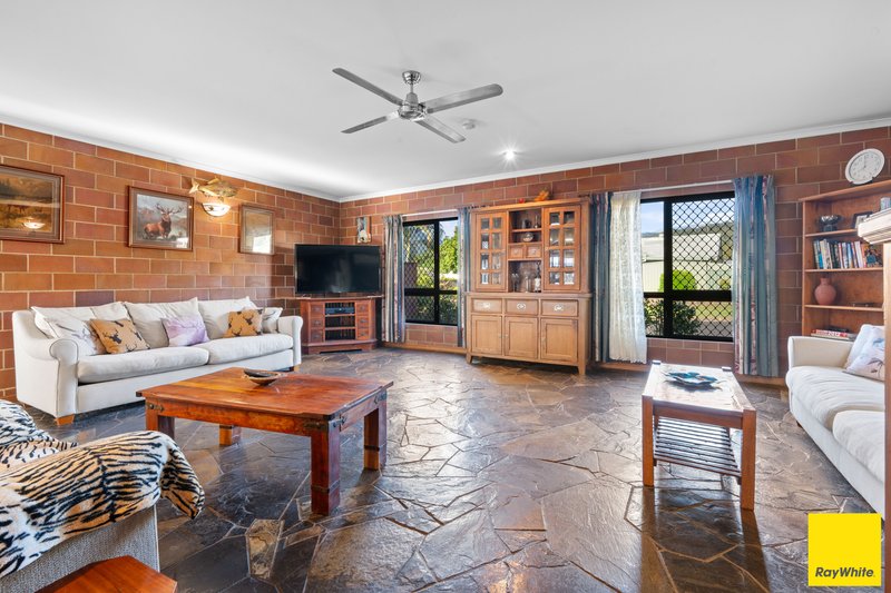 Photo - 6 Hay Street, Mount Sheridan QLD 4868 - Image 3