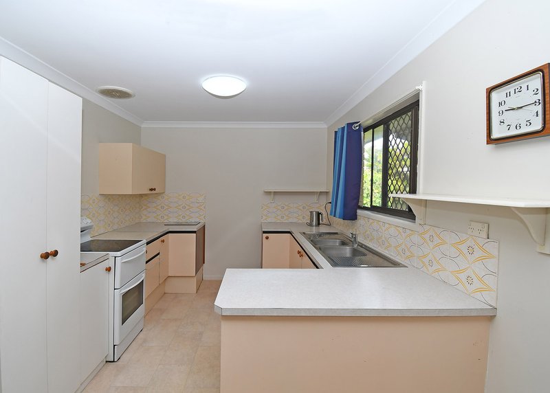 Photo - 6 Haynes Street, Point Vernon QLD 4655 - Image 4