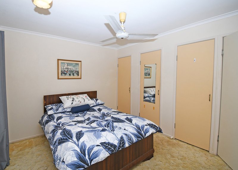 Photo - 6 Haynes Street, Point Vernon QLD 4655 - Image 9