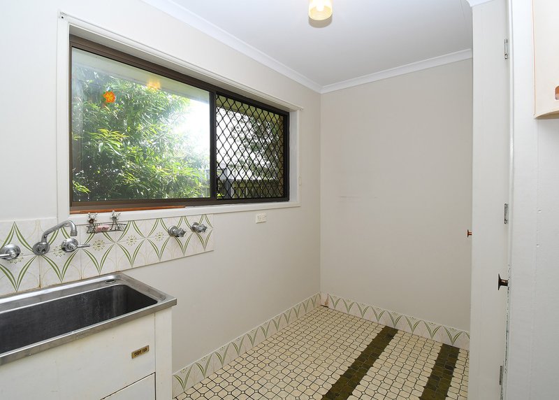 Photo - 6 Haynes Street, Point Vernon QLD 4655 - Image 12