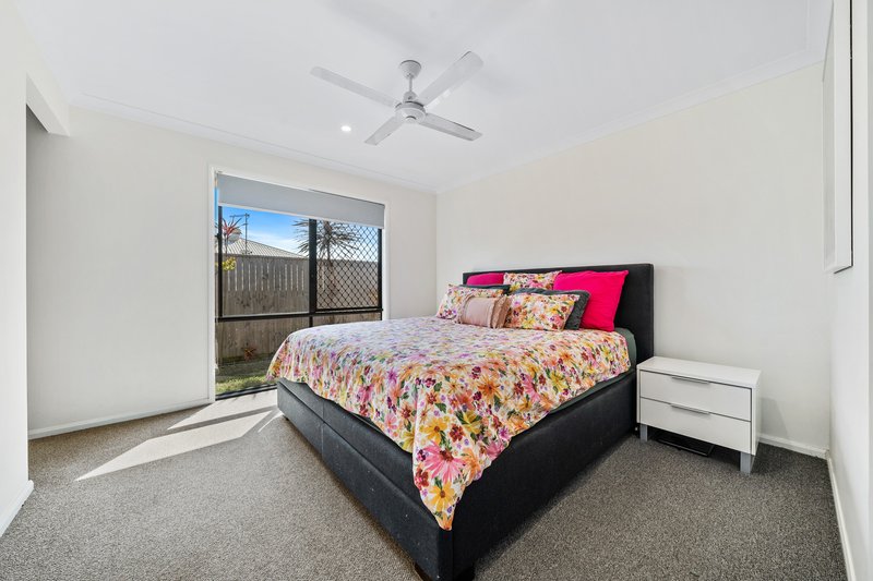 Photo - 6 Hayter Street, Logan Reserve QLD 4133 - Image 6