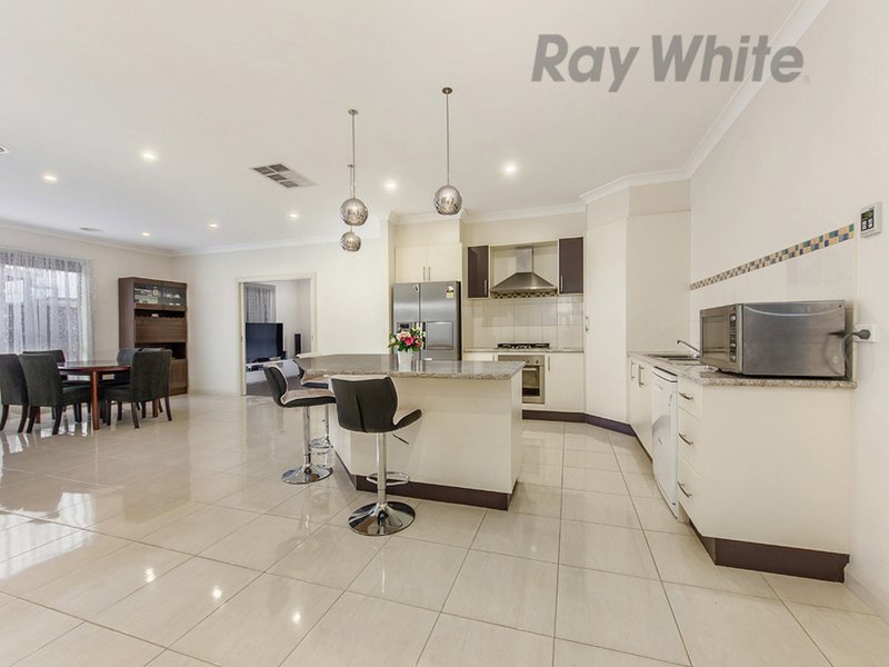 Photo - 6 Heathcliff Avenue, Deer Park VIC 3023 - Image 3