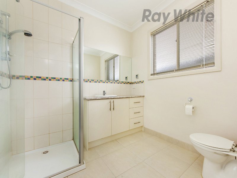 Photo - 6 Heathcliff Avenue, Deer Park VIC 3023 - Image 10