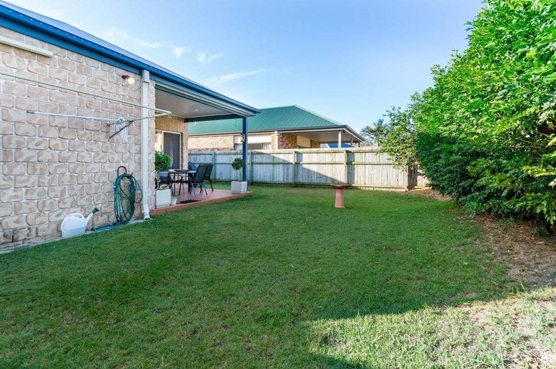 Photo - 6 Heathcote Avenue, North Lakes QLD 4509 - Image 15