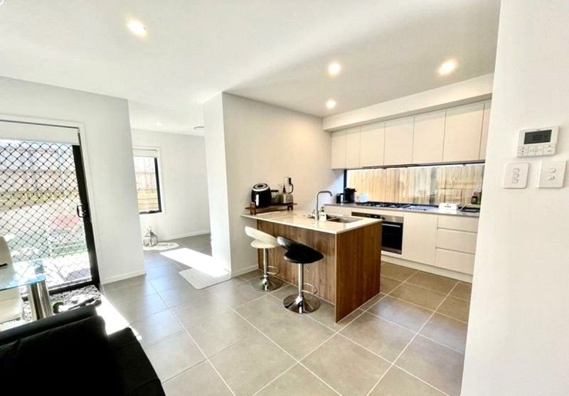 Photo - 6 Hedge Street, Oran Park NSW 2570 - Image 3