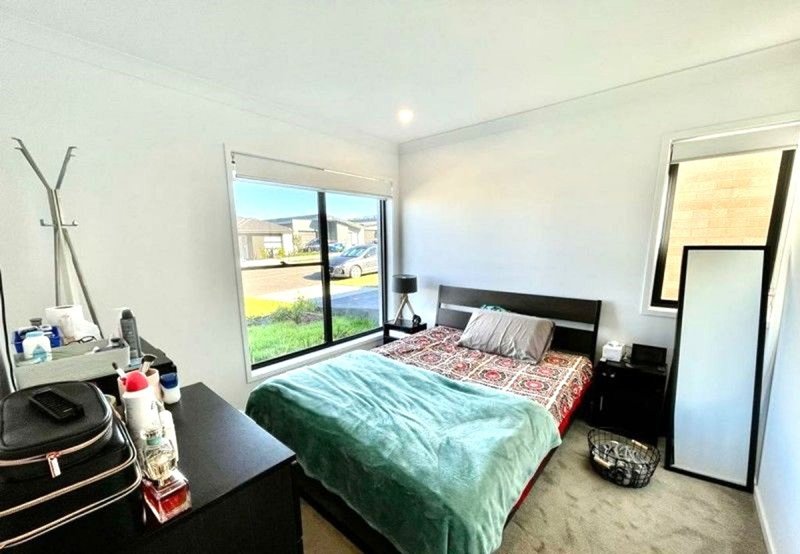 Photo - 6 Hedge Street, Oran Park NSW 2570 - Image 7