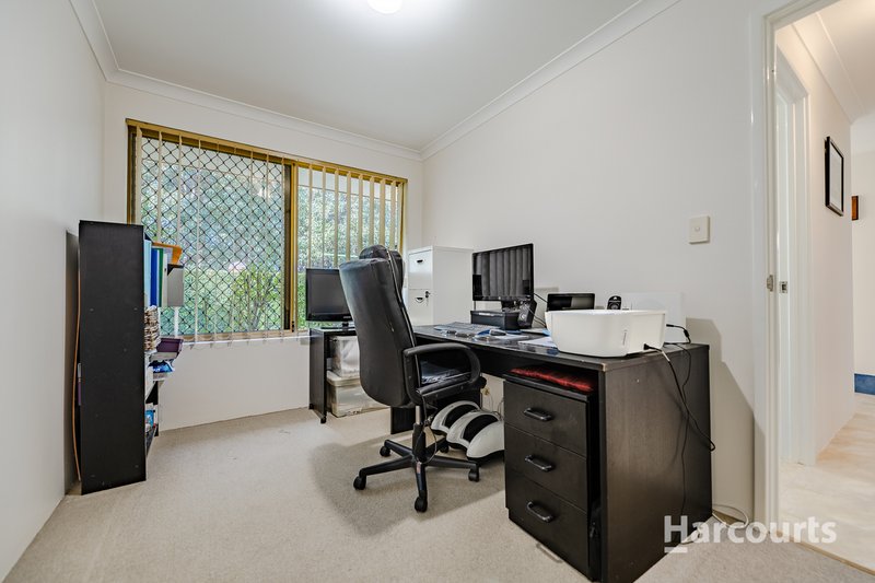 Photo - 6 Hedgeley Way, Canning Vale WA 6155 - Image 11