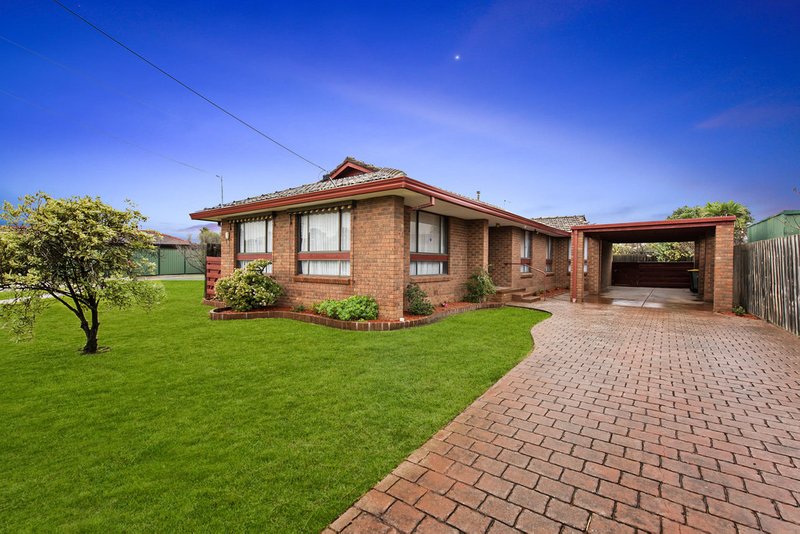 6 Hedgerow Court, Albanvale VIC 3021