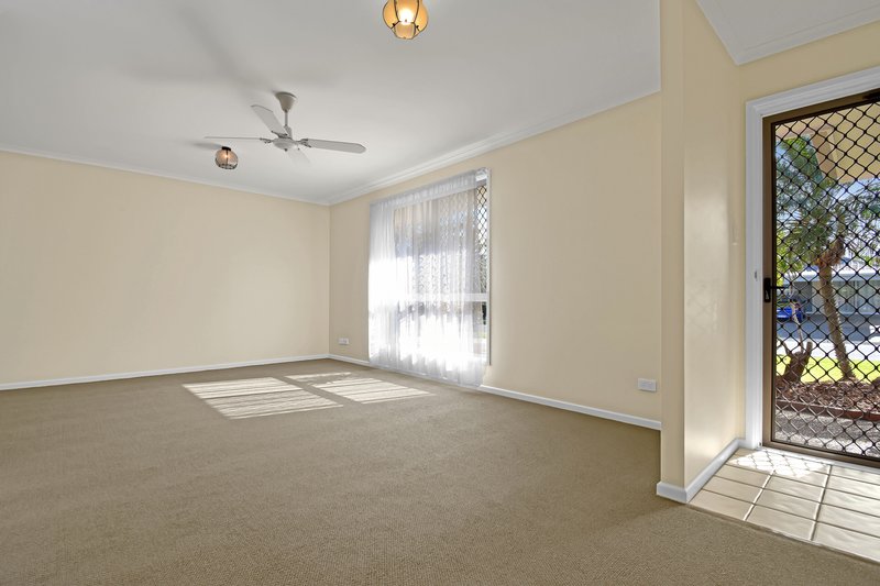 Photo - 6 Helm Crescent, Wurtulla QLD 4575 - Image 2