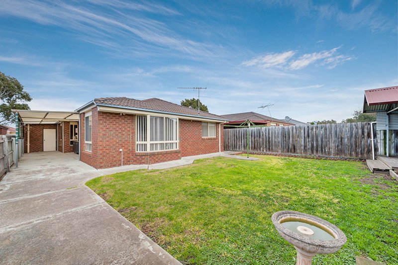 Photo - 6 Hemsworth Court, Roxburgh Park VIC 3064 - Image 10